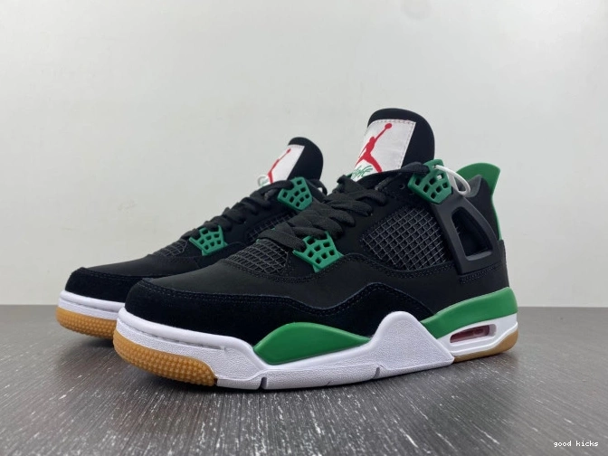 4 Retro Jordan SB DR5415-030 0725
